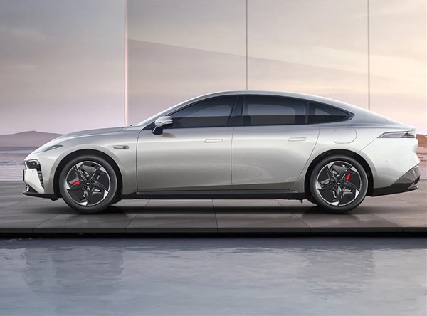 东风eπ 007官图发布:双辐式多功能方向盘、全液晶仪表盘和悬浮式中控屏(图4) 剪刀门不值钱了!东风eπ 007官图发布:增程、纯电全都有