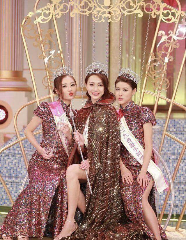 TVB小花凭借新剧出圈!和同剧的演员张子丰传出绯闻,曾相约一起看演唱会(图6) TVB小花凭借新剧出圈!和同剧的演员张子丰传出绯闻,曾相约一起看演唱会(图6)