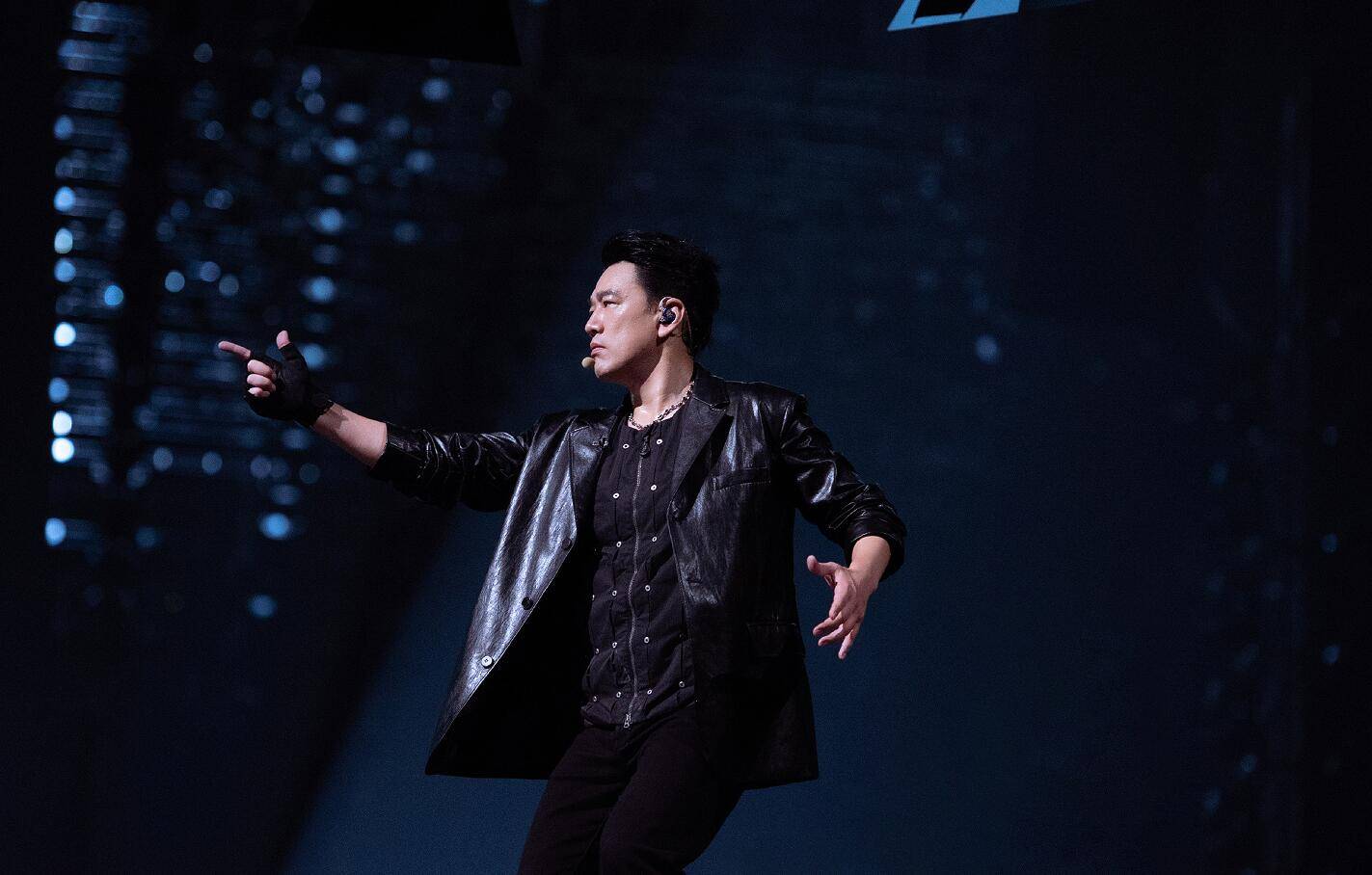 如果要说什么综艺最好看,那必须得是芒果的《浪姐》和《披哥》(图12) 如果要说什么综艺最好看,那必须得是芒果的《浪姐》和《披哥》(图12)