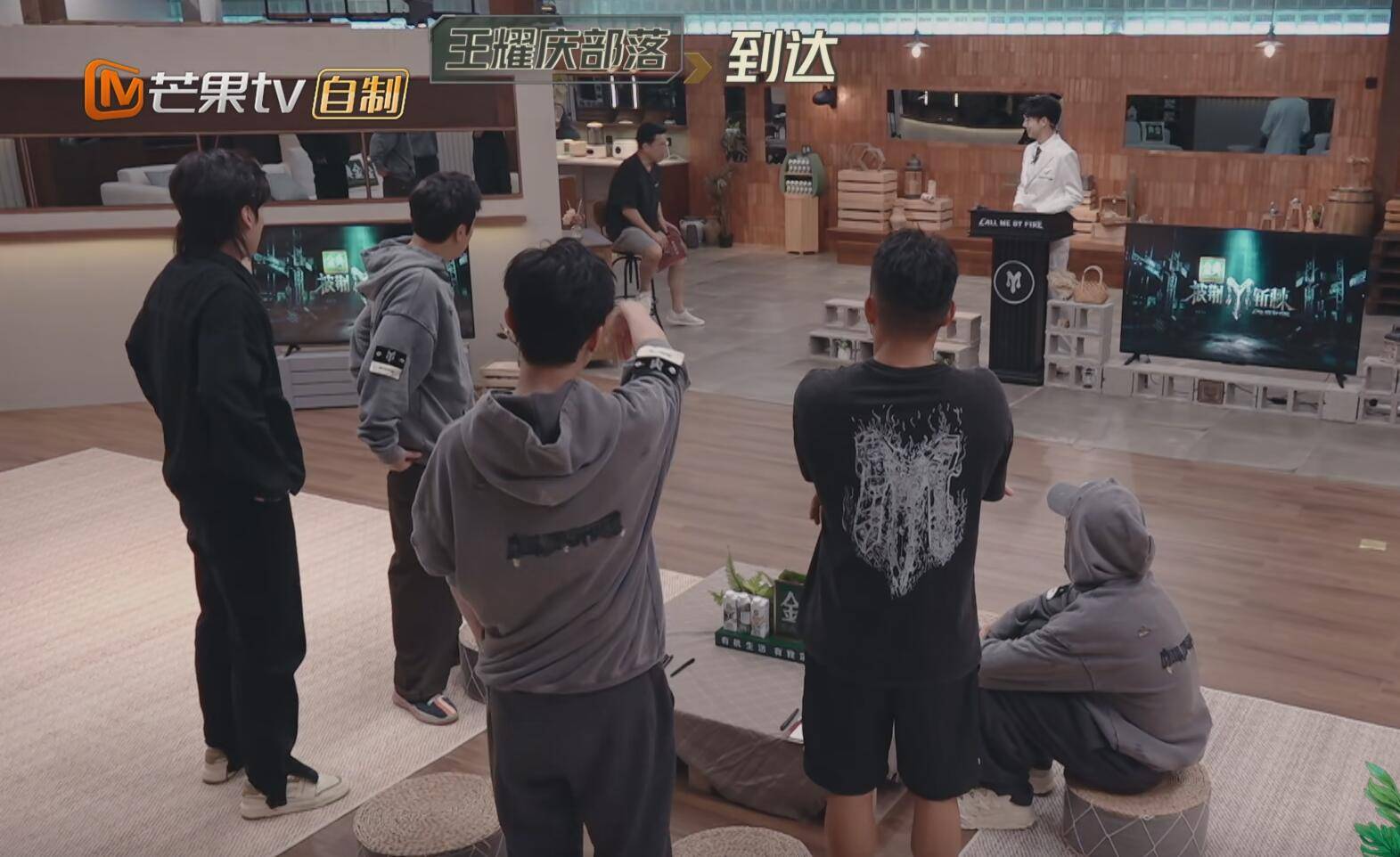 如果要说什么综艺最好看,那必须得是芒果的《浪姐》和《披哥》(图18) 如果要说什么综艺最好看,那必须得是芒果的《浪姐》和《披哥》(图18)