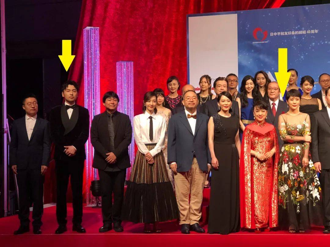 倪妮又拿下一座影后奖杯,坏消息是这个奖的含金量不高(图9) 倪妮又拿下一座影后奖杯,坏消息是这个奖的含金量不高(图9)