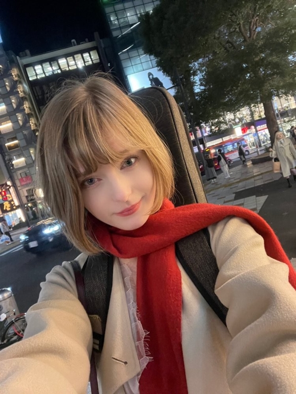 《生化危机4RE》阿什莉脸模和体模同框合照 给你的印象深刻吗?(图5) 《生化危机4RE》阿什莉脸模和体模同框合照:选左边还是右边