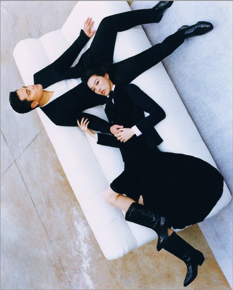 70岁的张艾嘉荣升“婆婆”,儿子王令尘与相恋7年的29岁内地超模游天翼举办盛大婚礼(图44) 70岁的张艾嘉荣升“婆婆”,儿子王令尘与相恋7年的29岁内地超模游天翼举办盛大婚礼(图44)