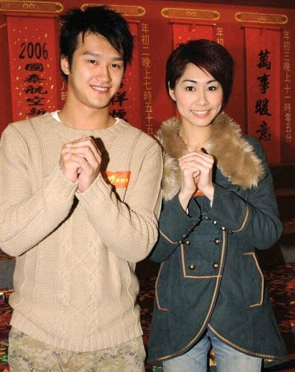 曾与胡定欣交往2年的香港男星吴浩康,转做地盘工人为养家每天辛劳9小时(图3) 曾与胡定欣交往2年的香港男星吴浩康,转做地盘工人为养家每天辛劳9小时(图3)