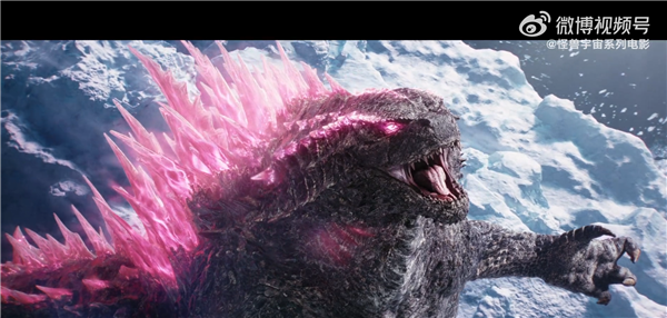 《哥斯拉大战金刚2》首支预告发布 满身粉色背鳍的哥斯拉在一片混沌中霸气觉醒(图1) 《哥斯拉大战金刚2》首支预告发布!粉色背鳍哥斯拉霸气觉醒