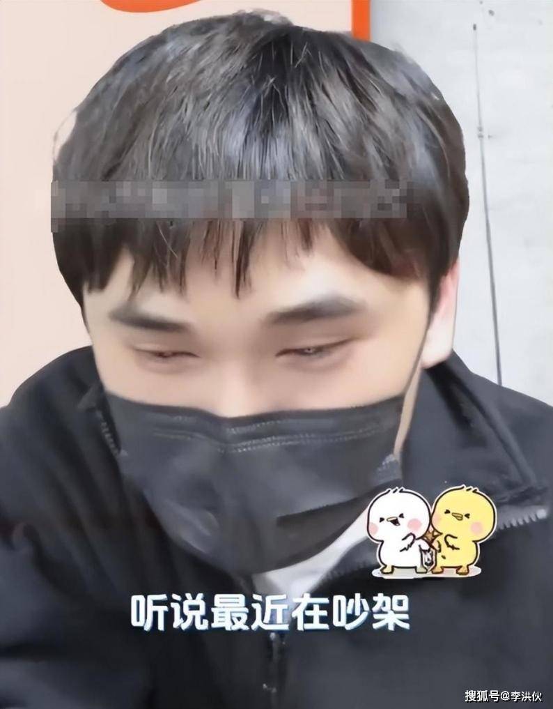 消息称鹿晗和关晓彤近期吵架 性格不合 官宣恋情时动静太大 (图2) 消息称鹿晗和关晓彤近期吵架 性格不合 官宣恋情时动静太大 (图2)