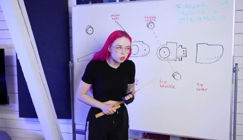 网红妹子断指后给自己换了根机械手指 有点像是R姐被机械改造了(图21) 网红妹子断指后给自己换了根机械手指:太炫酷了!