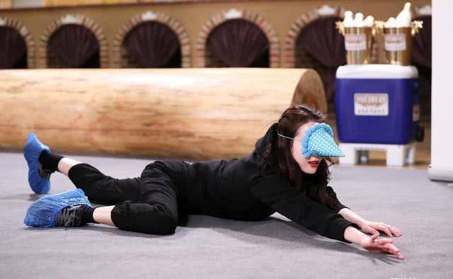 《极限挑战》播出后,张艺兴时而狡猾,网友调侃他们“学黄磊”(图3) 《极限挑战》播出后,张艺兴时而狡猾,网友调侃他们“学黄磊”(图3)