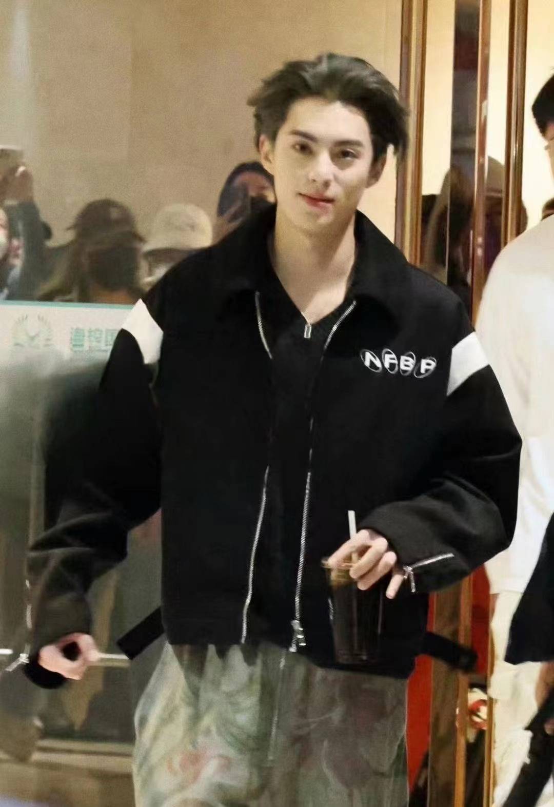 顶流王一博将亮相芒果台跨年演唱会带来自己的新歌首唱,,蔡依林将会连唱七首压轴登场(图9) 顶流王一博将亮相芒果台跨年演唱会带来自己的新歌首唱,,蔡依林将会连唱七首压轴登场(图9)