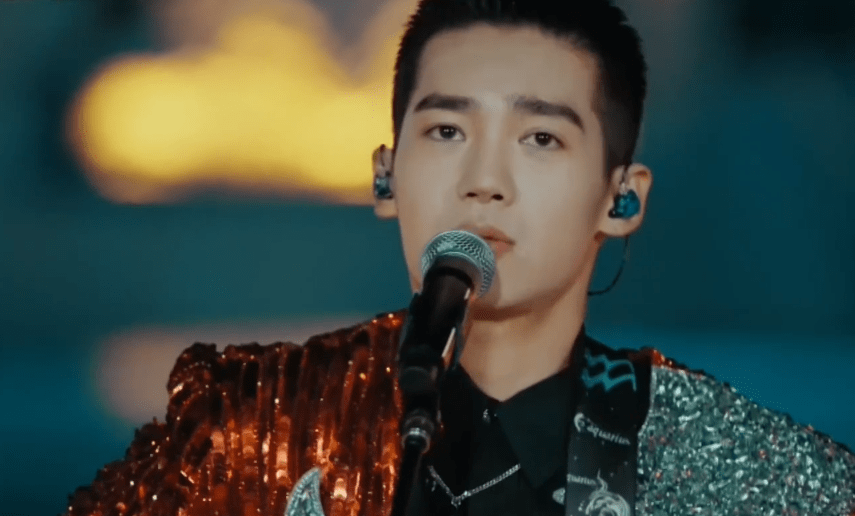 孟子义回应了唱歌跑调,向周华健道歉:大哥,对不起,我尽力了!(图2) 孟子义回应了唱歌跑调,向周华健道歉:大哥,对不起,我尽力了!(图2)