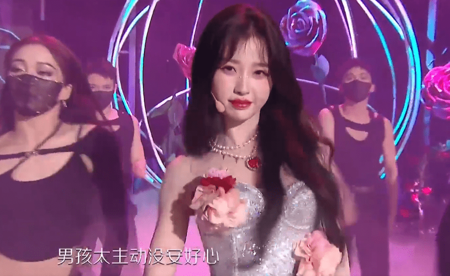 孟子义回应了唱歌跑调,向周华健道歉:大哥,对不起,我尽力了!(图9) 孟子义回应了唱歌跑调,向周华健道歉:大哥,对不起,我尽力了!(图9)