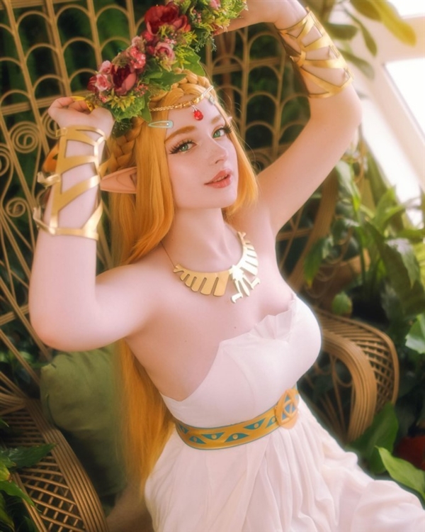 乌克兰美女Cos《博德之门3》影心 速度来欣赏下吧(图8) 乌克兰美女Cos《博德之门3》影心 身材过于火辣