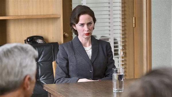 《死侍3》杀青!主演雷诺兹:戏服浸透血水与汗水,伴随拍摄完结,它又充盈着泪水(图7) 《死侍3》杀青