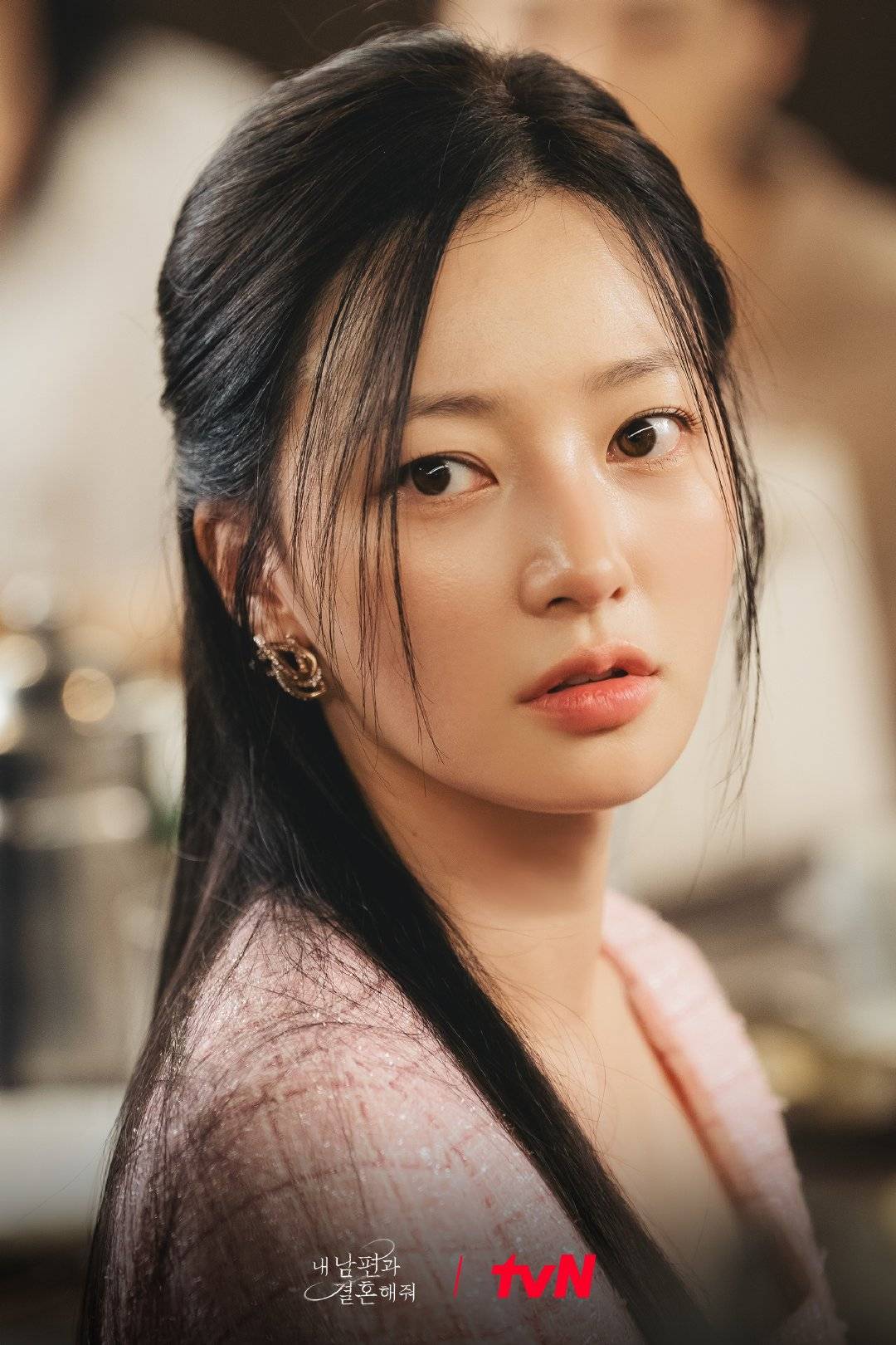 《请和我的老公结婚》女二宋昰昀承认校园暴力 经济公司:“对于网上歪曲的言论,正在内部进行收集”(图2) 《请和我的老公结婚》女二宋昰昀承认校园暴力 经济公司:“对于网上歪曲的言论,正在内部进行收集”(图2)