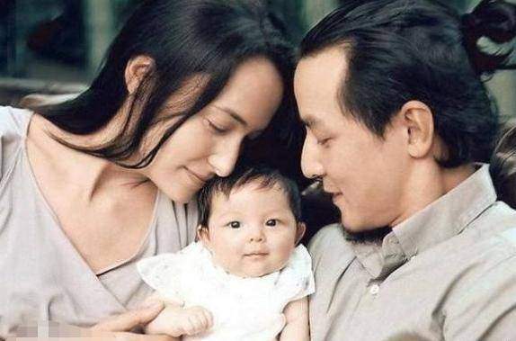 吴彦祖发文纪念结婚十四周年,并晒出亲手做的蛋糕(图2) 吴彦祖发文纪念结婚十四周年,并晒出亲手做的蛋糕(图2)