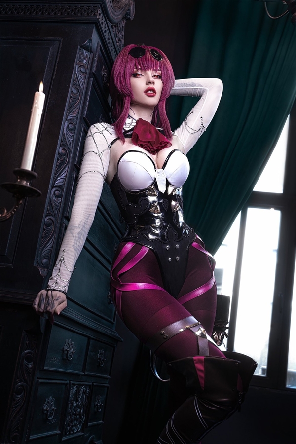 俄罗斯美女Cos《塞尔达》公主图,短裙秀出绝妙身材,一起来欣赏下吧(图16) 俄罗斯美女Cos《塞尔达》公主图:穿短裙秀绝妙身材