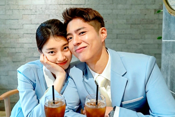 朴宝剑与秀智合作新片《Wonderland》上映, 大赞秀智为人体贴,很会关心人(图1) 朴宝剑与秀智合作新片《Wonderland》上映, 大赞秀智为人体贴,很会关心人(图1)