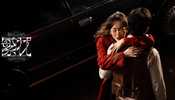 《繁花》宝珠CP名场面:成为网友票选经典名场面之一,剧迷更以宝珠CP称呼(图1) 《繁花》宝珠CP名场面:成为网友票选经典名场面之一,剧迷更以宝珠CP称呼(图1)