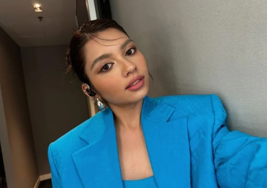 实力派歌手李佩玲报名成功,即将登上《歌手2024》(图1) 实力派歌手李佩玲报名成功,即将登上《歌手2024》(图1)