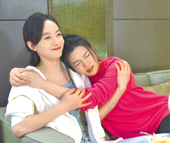 陈妍希和陈晓的婚变消息传得沸沸扬扬,双方至今都未回应(图1) 陈妍希和陈晓的婚变消息传得沸沸扬扬,双方至今都未回应(图1)