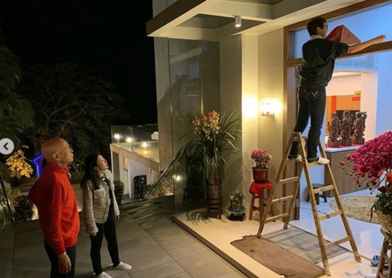 汪明荃迎来75岁生日,在社交平台上晒出与家人一同庆祝生日的照片(图5) 汪明荃迎来75岁生日,在社交平台上晒出与家人一同庆祝生日的照片(图5)