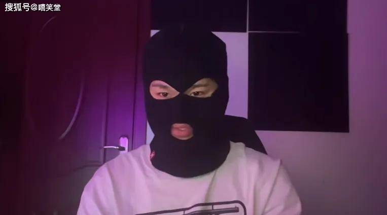 恭喜王澳楠和无脸男葫芦拥有了甜甜的爱情,祝福两位Rapper(图6) 恭喜王澳楠和无脸男葫芦拥有了甜甜的爱情,祝福两位Rapper(图6)