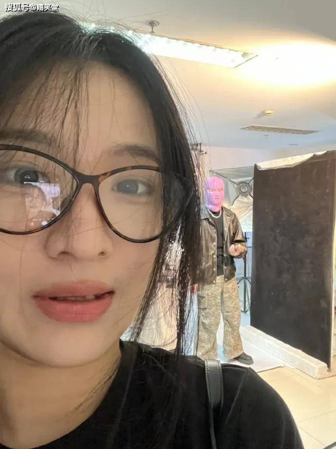 恭喜王澳楠和无脸男葫芦拥有了甜甜的爱情,祝福两位Rapper(图10) 恭喜王澳楠和无脸男葫芦拥有了甜甜的爱情,祝福两位Rapper(图10)