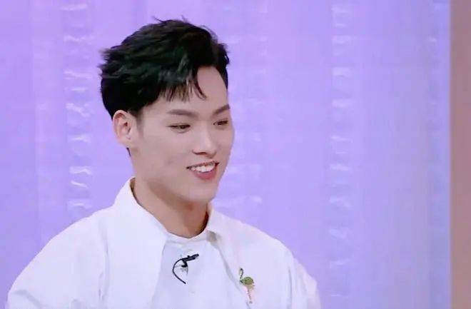 演员张昊唯的瓜一个接一个被曝出,让娱乐圈又开始“热闹”起来(图24) 演员张昊唯的瓜一个接一个被曝出,让娱乐圈又开始“热闹”起来(图24)