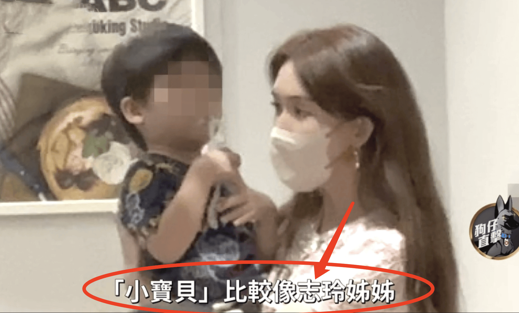 林志玲和婆婆罕见同框带娃:身穿粉色蕾丝连衣裙,披散着波浪卷长发,气质温柔(图8) 林志玲和婆婆罕见同框带娃:身穿粉色蕾丝连衣裙,披散着波浪卷长发,气质温柔(图8)
