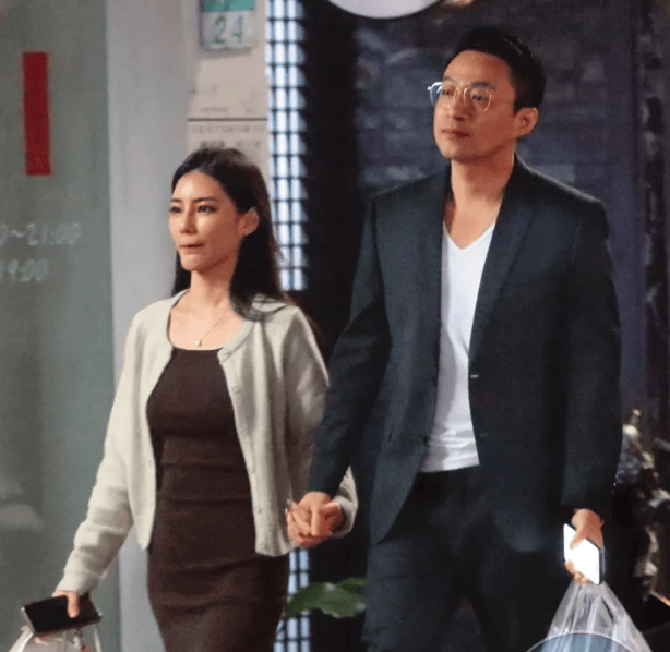 汪小菲和大S的十年婚姻由爱生恨,为了抚养费不惜撕破脸皮(图4) 汪小菲和大S的十年婚姻由爱生恨,为了抚养费不惜撕破脸皮(图4)