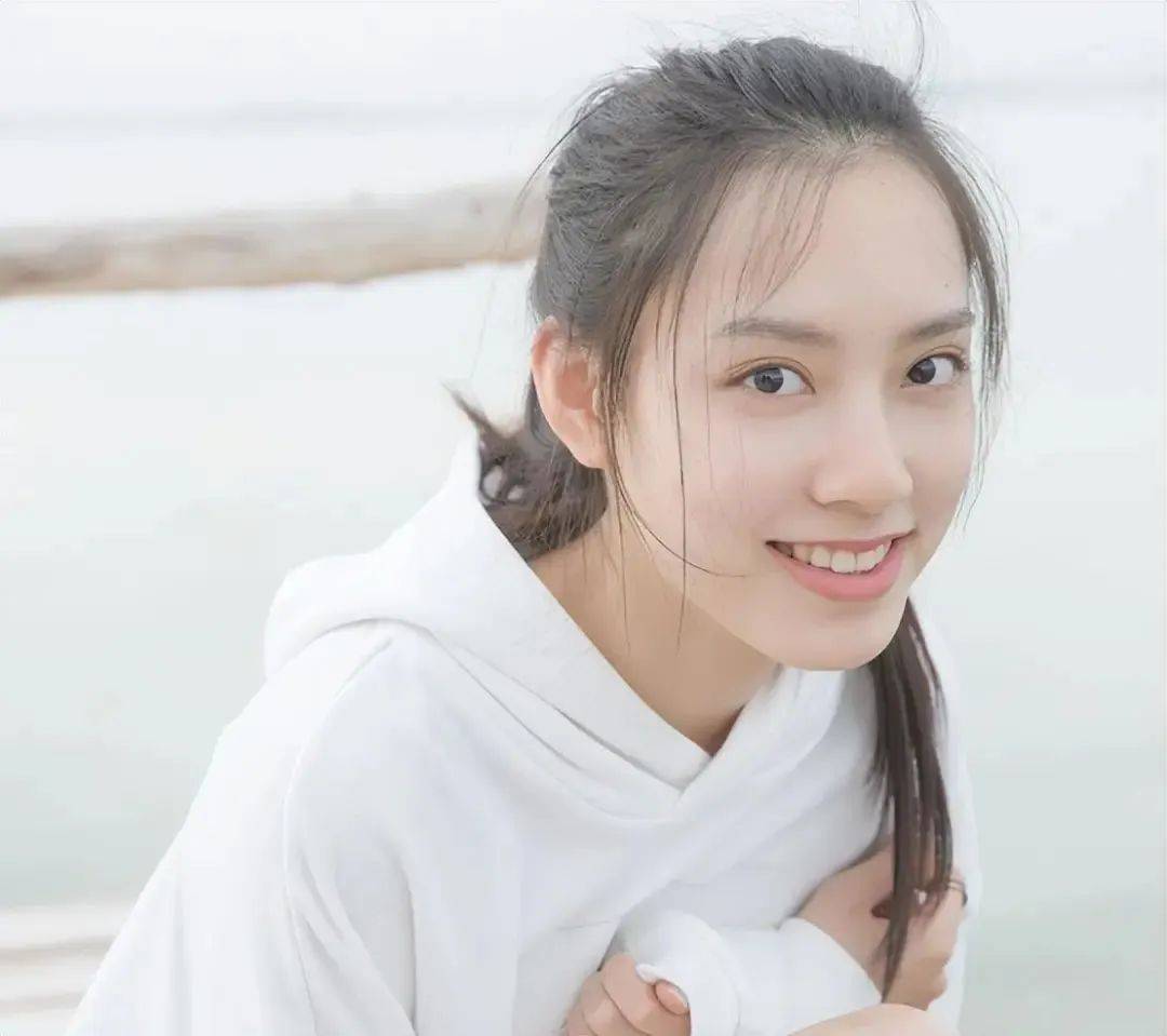 狗仔曝某男明星塌房大瓜,劈腿长腿女友和号称圈内老鸨的B姐欲拒还迎纠缠不清(图18) 狗仔曝某男明星塌房大瓜,劈腿长腿女友和号称圈内老鸨的B姐欲拒还迎纠缠不清(图18)