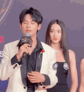 胡先煦和美女李宛妲谈恋爱曝光,很难想象胡先煦和李宛妲会看对眼(图23) 胡先煦和美女李宛妲谈恋爱曝光,很难想象胡先煦和李宛妲会看对眼(图23)