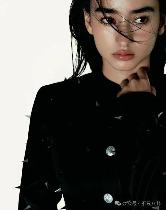 胡先煦和美女李宛妲谈恋爱曝光,很难想象胡先煦和李宛妲会看对眼(图78) 胡先煦和美女李宛妲谈恋爱曝光,很难想象胡先煦和李宛妲会看对眼(图78)