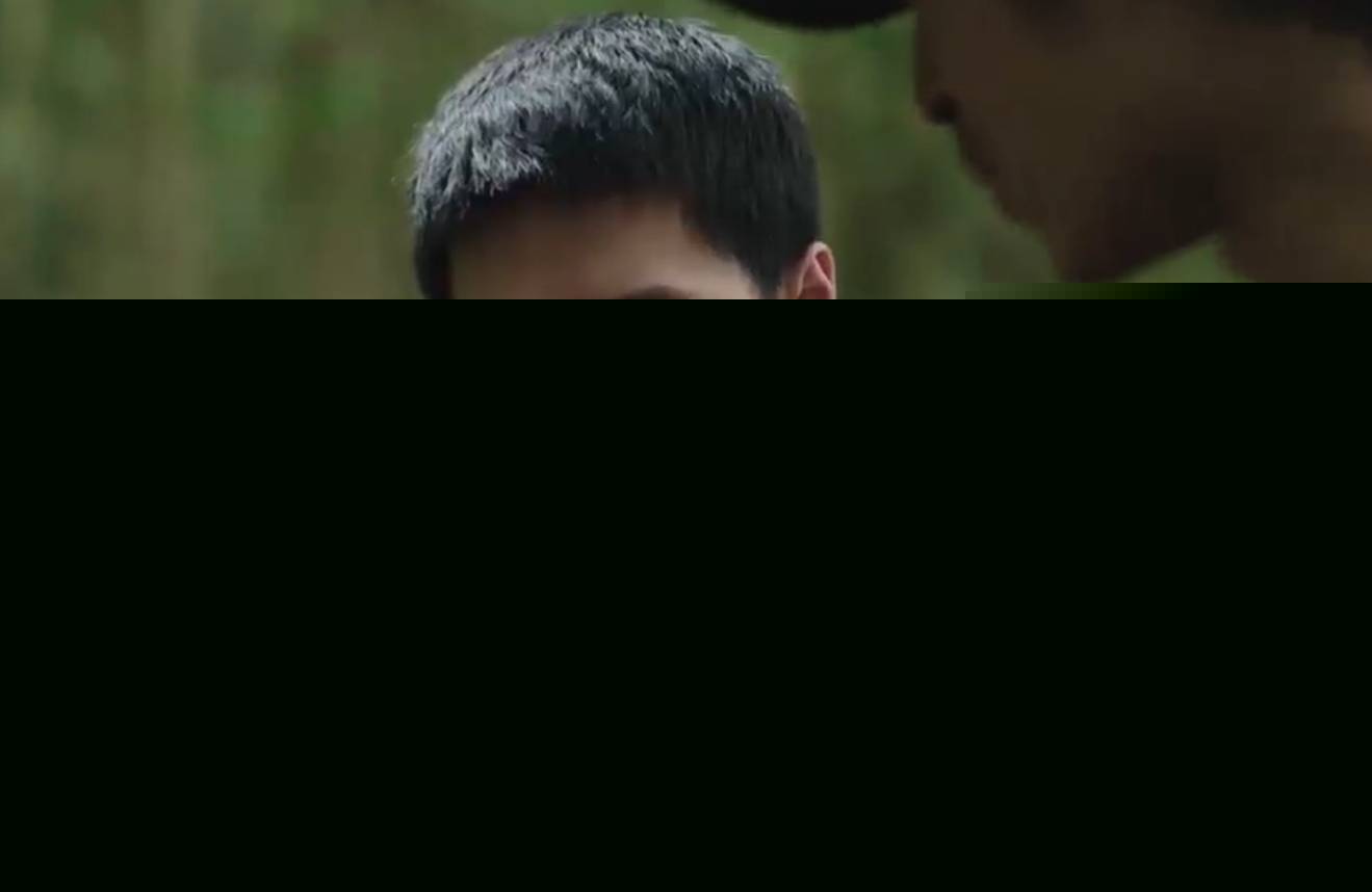 王一博去热带雨林探索的节目片段曝光，刚进入热带雨林就被蚂蟥连咬三口(图5)