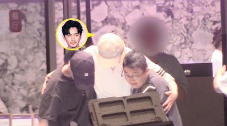 陈晓陈妍希这对夫妻的婚变消息其实已经传很久了,这两天又有新料了!(图14) 陈晓陈妍希这对夫妻的婚变消息其实已经传很久了,这两天又有新料了!(图14)