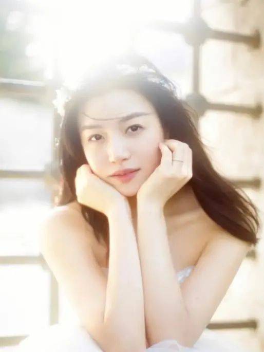 陈晓陈妍希这对夫妻的婚变消息其实已经传很久了,这两天又有新料了!(图33) 陈晓陈妍希这对夫妻的婚变消息其实已经传很久了,这两天又有新料了!(图33)