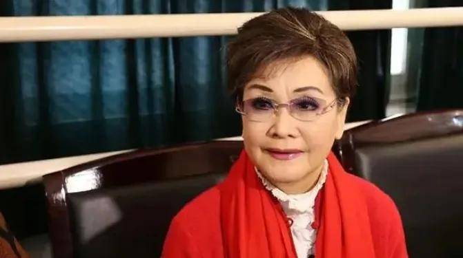 韦唯罕见分享了自己穿比基尼的美照,60岁的韦唯,状态竟然这么好?(图10) 韦唯罕见分享了自己穿比基尼的美照,60岁的韦唯,状态竟然这么好?(图10)