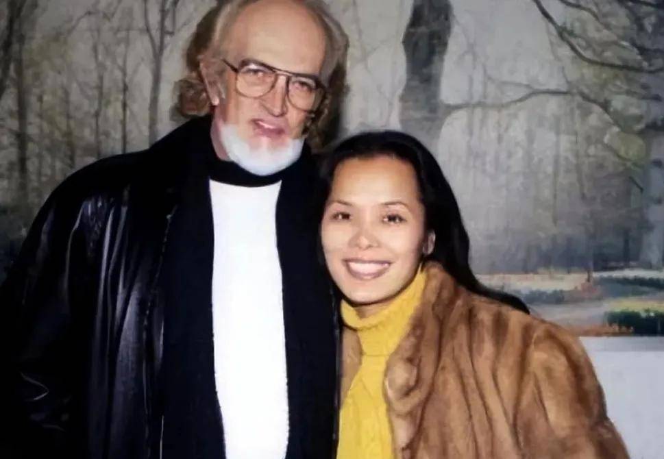 韦唯罕见分享了自己穿比基尼的美照,60岁的韦唯,状态竟然这么好?(图19) 韦唯罕见分享了自己穿比基尼的美照,60岁的韦唯,状态竟然这么好?(图19)