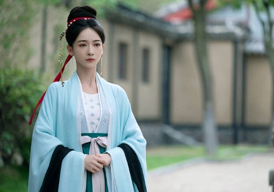 吴谨言“科学性节食”10岁就开始,身高164公分体重最重不超过48公斤(图1) 吴谨言“科学性节食”10岁就开始,身高164公分体重最重不超过48公斤(图1)