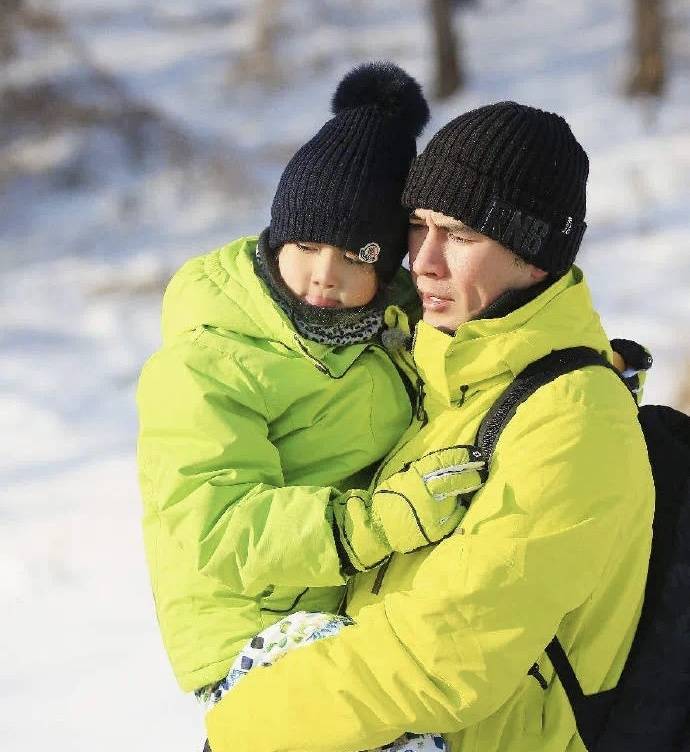 钟丽缇迎来了她的54岁生日,并在社交平台晒出庆生视频(图18) 钟丽缇迎来了她的54岁生日,并在社交平台晒出庆生视频(图18)