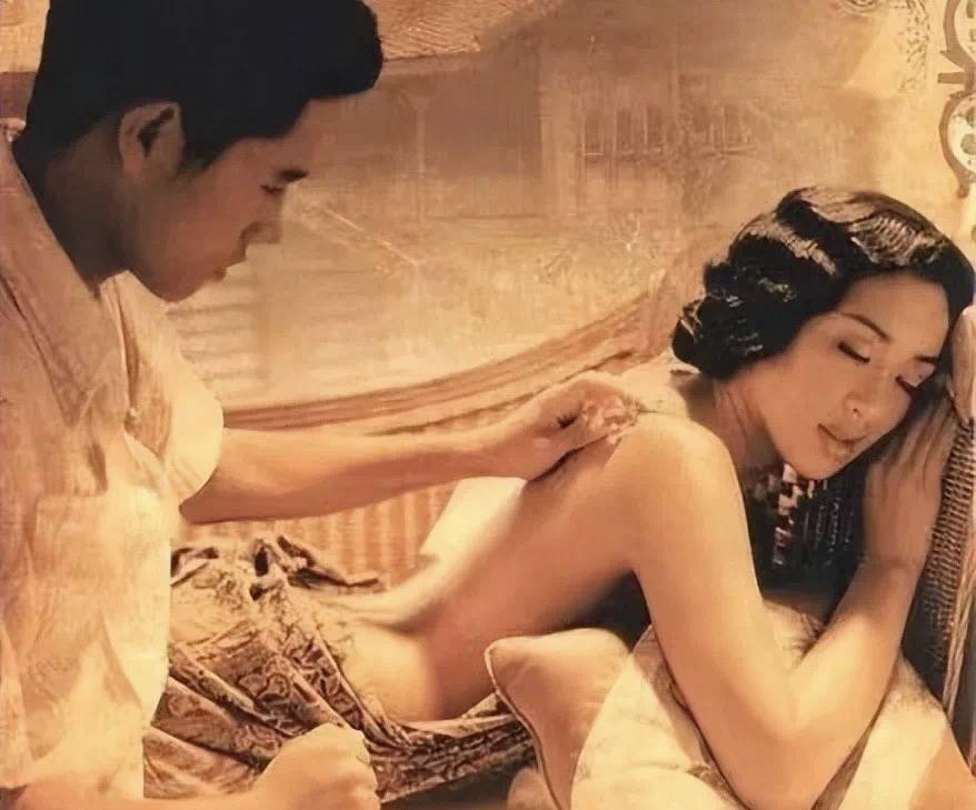 钟丽缇迎来了她的54岁生日,并在社交平台晒出庆生视频(图21) 钟丽缇迎来了她的54岁生日,并在社交平台晒出庆生视频(图21)