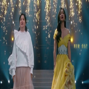 胖瘦版两个贾玲堆场，仿若穿越时空