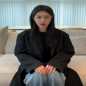 编造“秦朗丢寒假作业” 猫一杯被微信封号 微信强调：平台鼓励真诚创作，严厉打击编造散播虚假信息